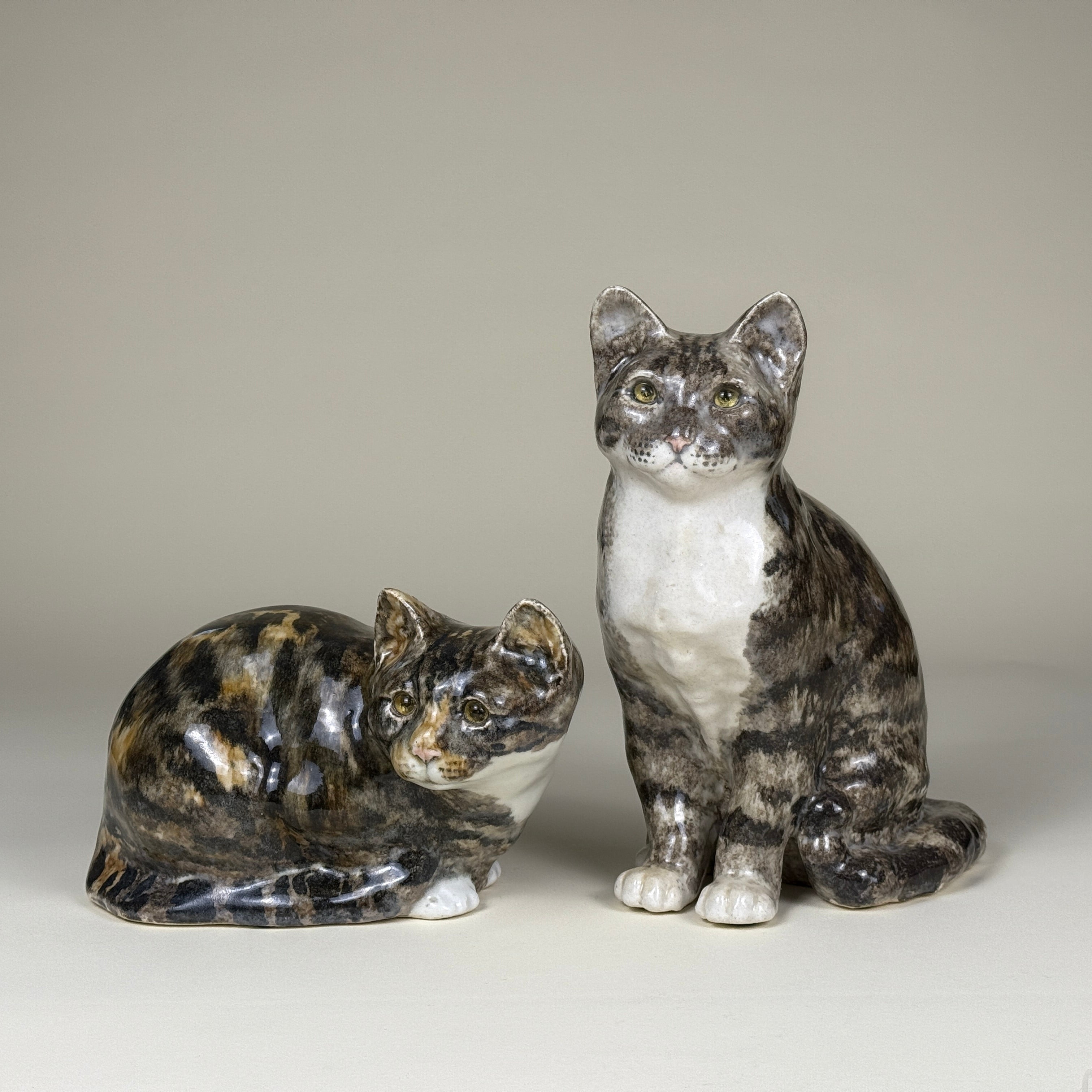 【三姿猫】系列|Winstanley 英国手工陶瓷猫雕像(玻璃眼)/ "Three Poses Cat" Series | Winstanley British Handmade Ceramic Cat Figurines (Glass Eyes)
