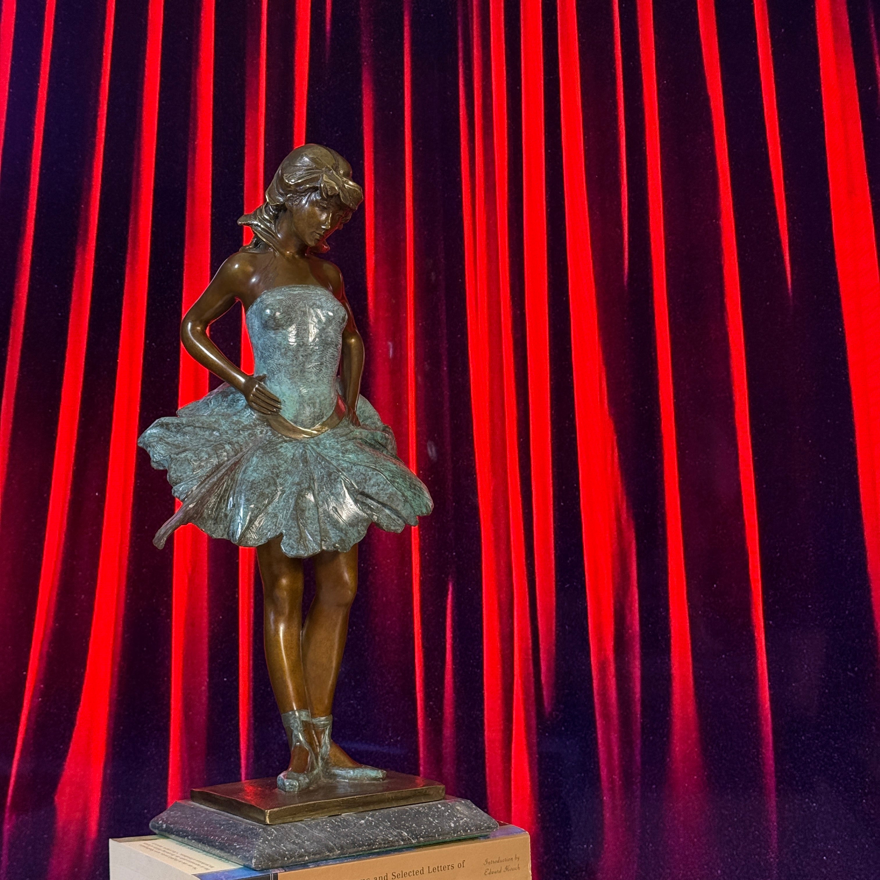 《芭蕾舞者》限量青铜雕塑 意大利当代雕塑家签名作品 / "Ballerina" Limited Edition Bronze Sculpture · Signed Work by Contemporary Italian Sculptor