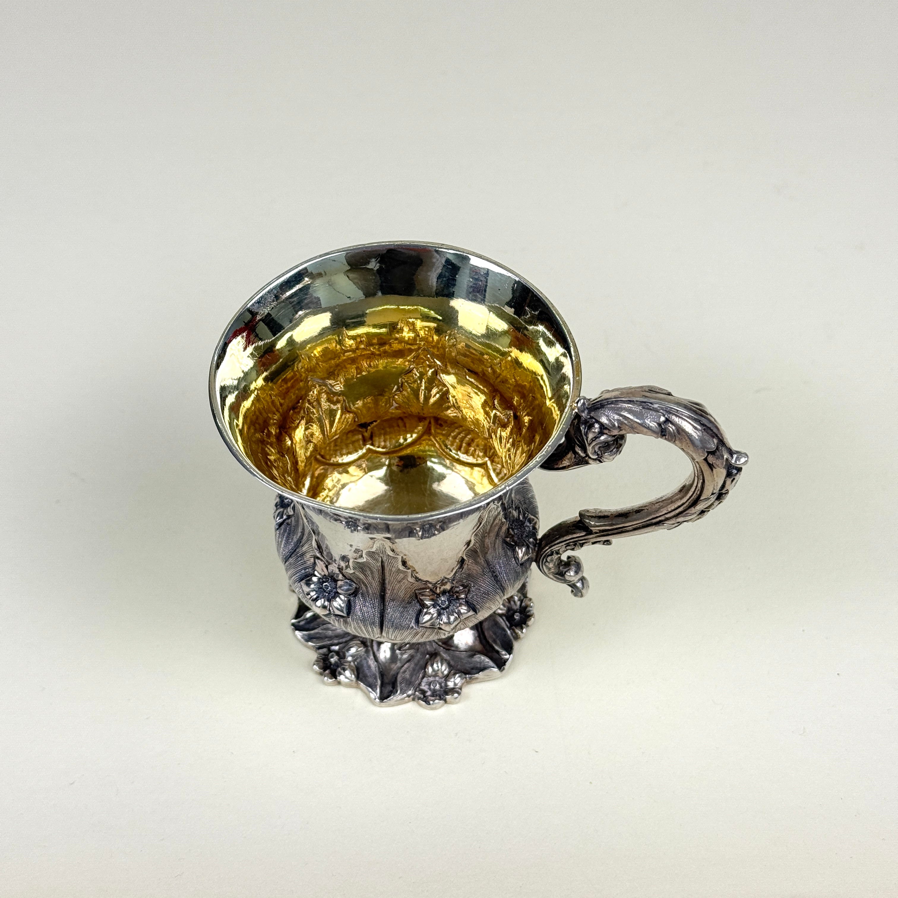 英国纯银浮雕银杯 威廉四世时期 |1833年伦敦制 / British Sterling Silver Embossed Cup · William IV Period | London, 1833