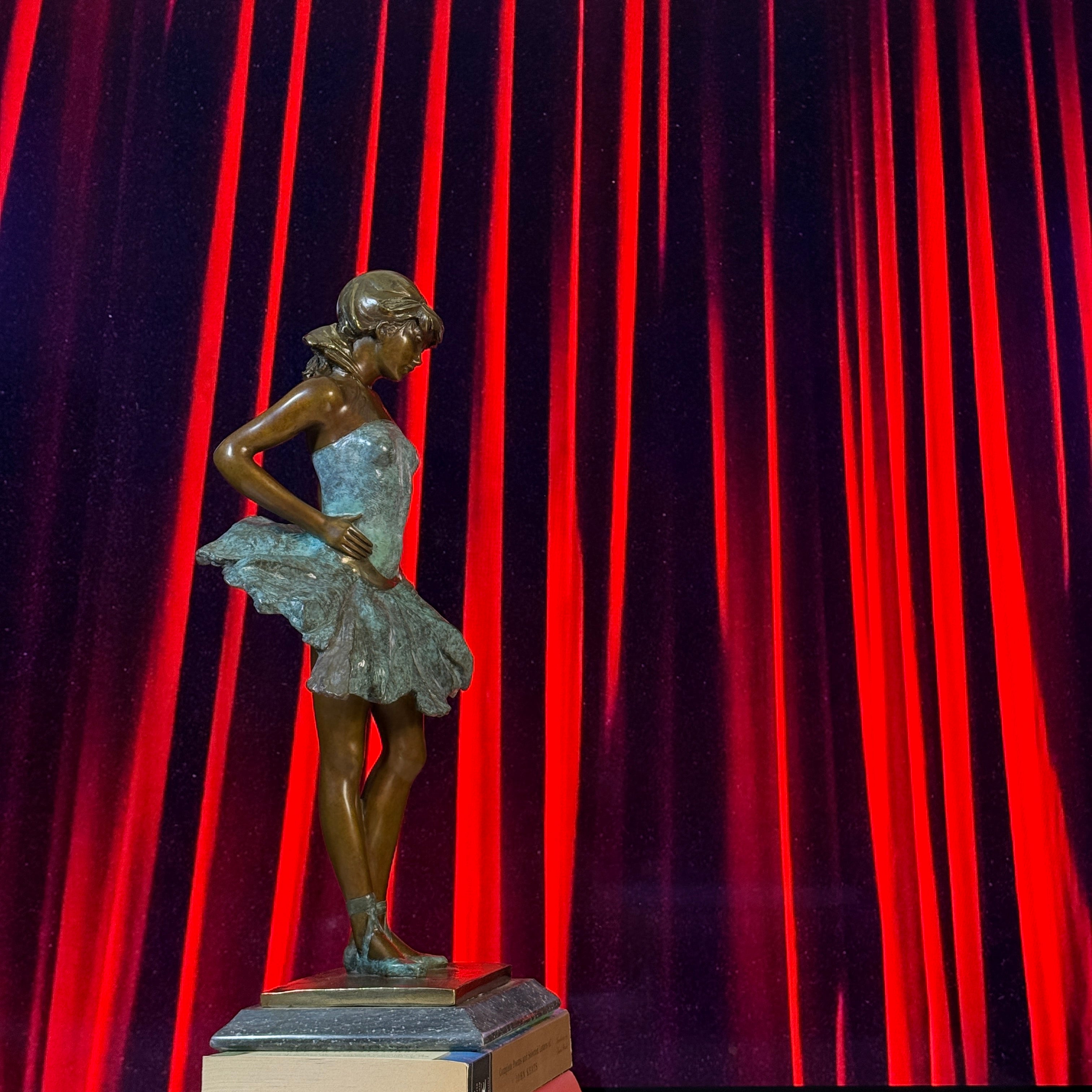 《芭蕾舞者》限量青铜雕塑 意大利当代雕塑家签名作品 / "Ballerina" Limited Edition Bronze Sculpture · Signed Work by Contemporary Italian Sculptor