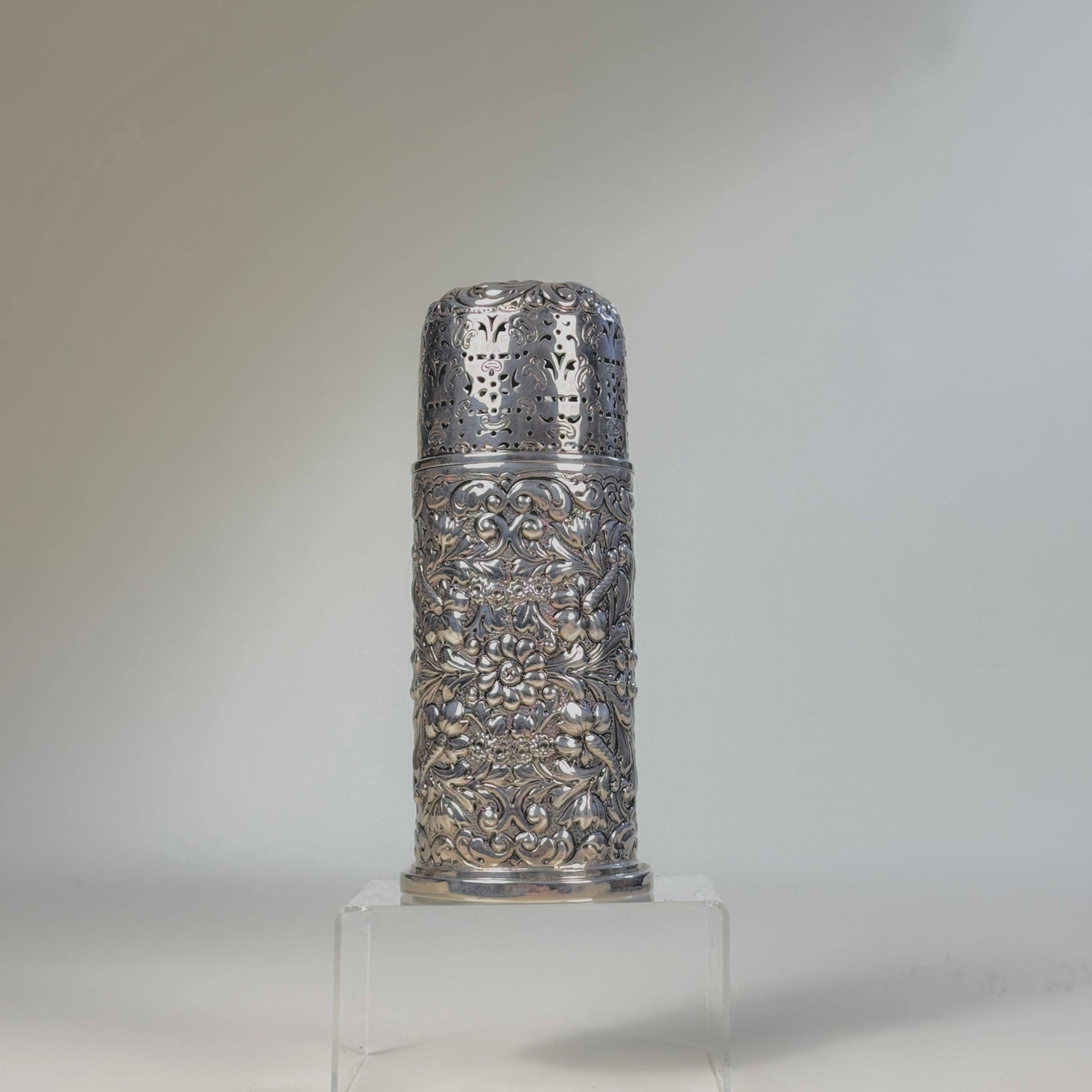 英国浮雕银糖罐 爱德华时期 Edwardian British Embossed Silver Sugar Bowl, Horace Woodward & Co. 1901年