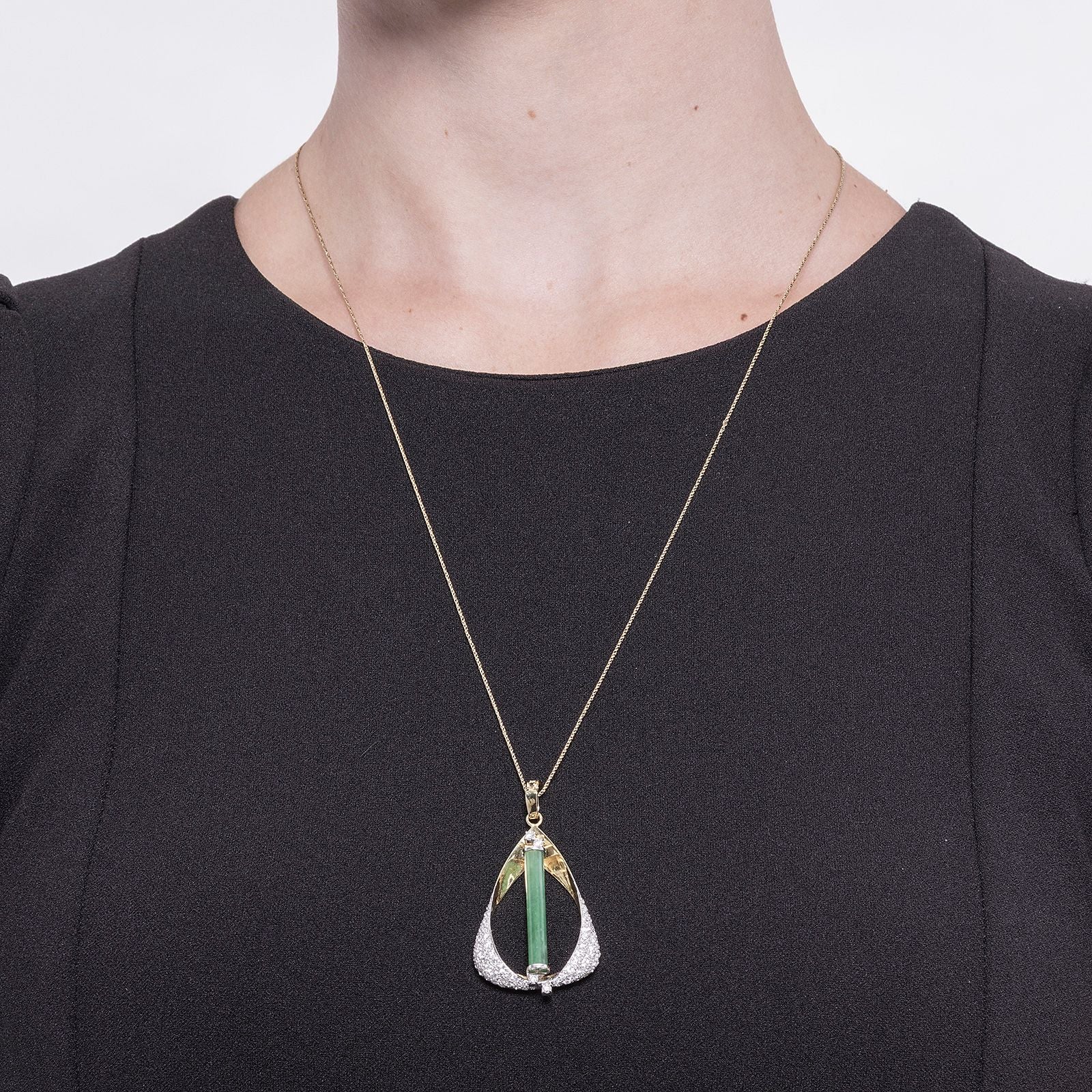 翡翠 · 钻石 · 14K金吊坠项链 / Jadeite, Diamond and 14K Gold Pendant Necklace